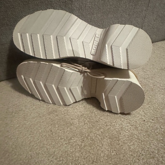 Sorel Women’s Hi Line Heel Lace Size 7.5 Tan - Picture 5 of 6